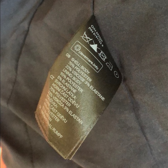 H&M Navy Blue suit jacket with gold details - Picture 6 of 6